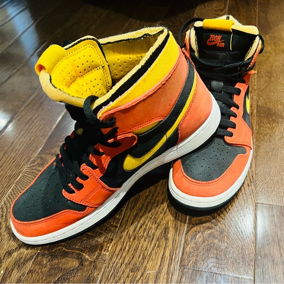 Men Air Jordan 1, Zoom Air CMFT, CT0978006, size 9. - Picture 3 of 6